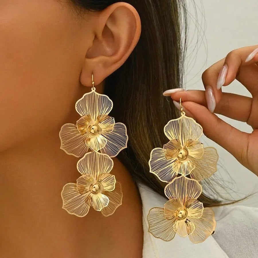 Exaggerated Flower Pearl Drop Earrings Women Party Jewelry