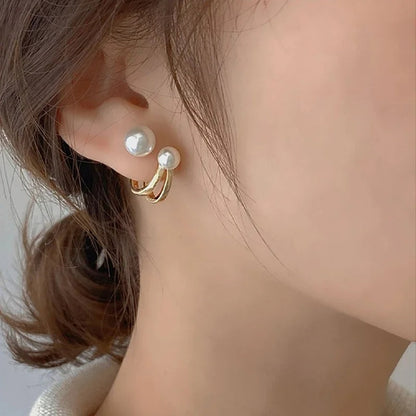 Elegant Pearl Stud Earrings Retro Luxury Jewelry for Women