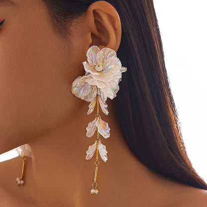 Elegant White Petal Flower Earrings Women Hanging Wedding Jewelry
