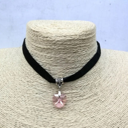 New Fashion Women Velvet Choker Heart Crystal Pendant Necklaces For Women Jewelry Female Black Ribbon Necklace Party Gift