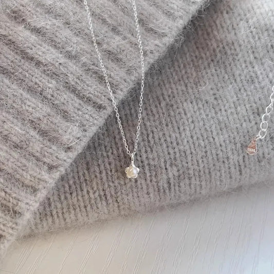 S925 Silver Flower Pearl Pendant Necklace Women Minimalist Jewelry