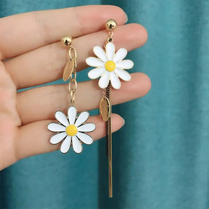 Fashion Floral Daisy Drop Earrings Women Asymmetric Summer Jewelry