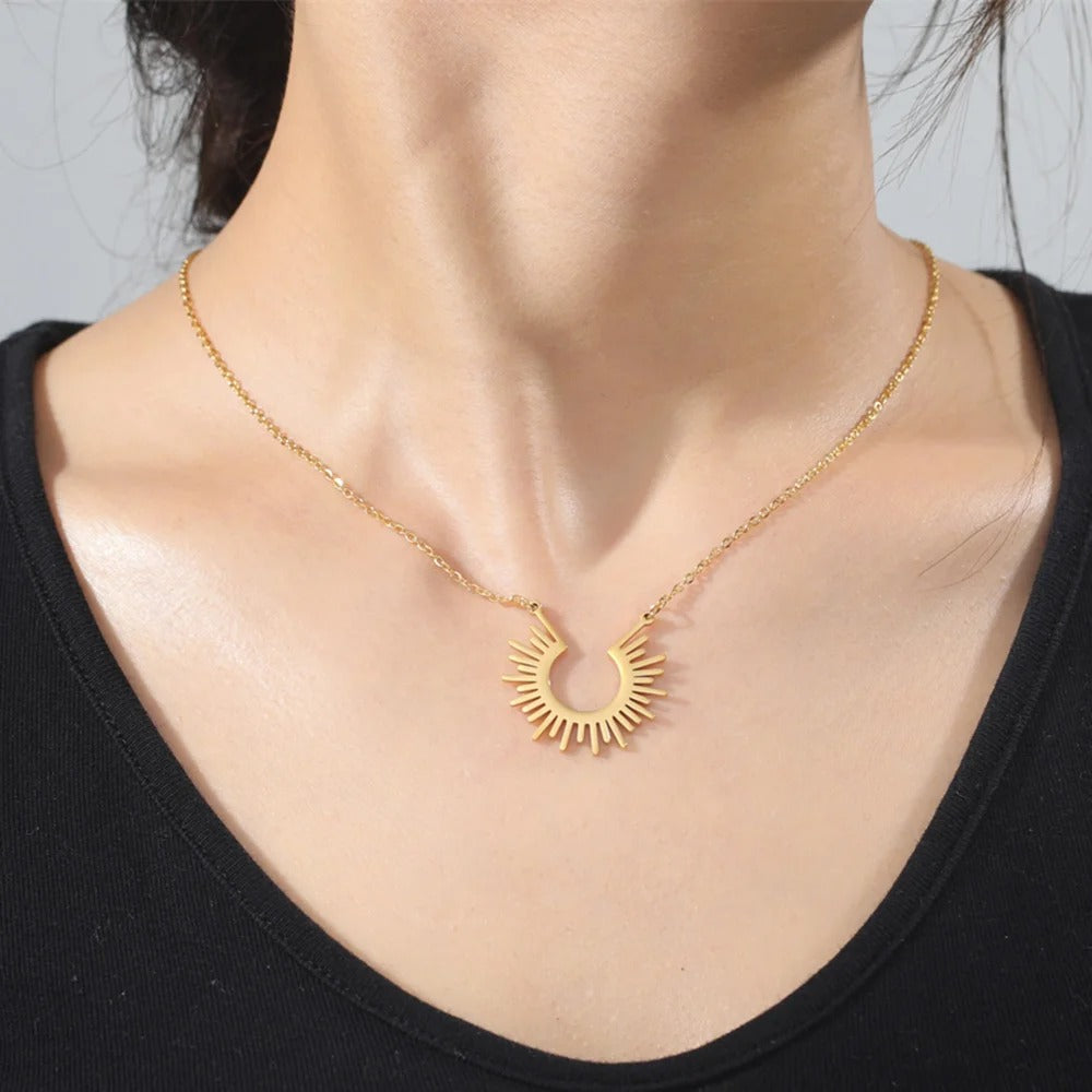 Stylish Stainless Steel Sun Rays Choker Necklace Birthday Gift