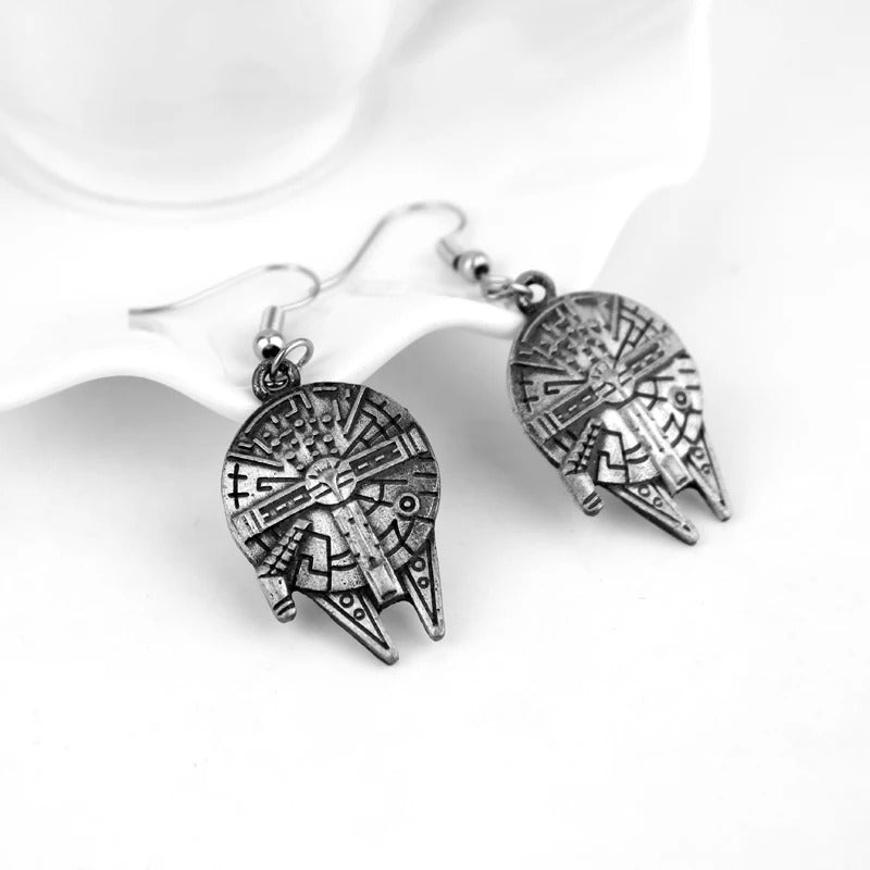 Classic Movies Star Wars Spacecraft Millennium Falcon Pendant Earrings Trendy Vintage Girls Daily Wear Earrings for Fans Jewelry