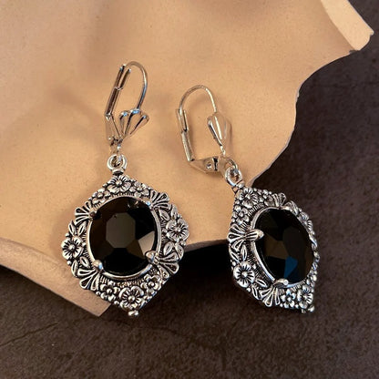Delicate Design Drop Earrings for Women Vintage Style Black Stone Dangle Earrings Female Party Accessories