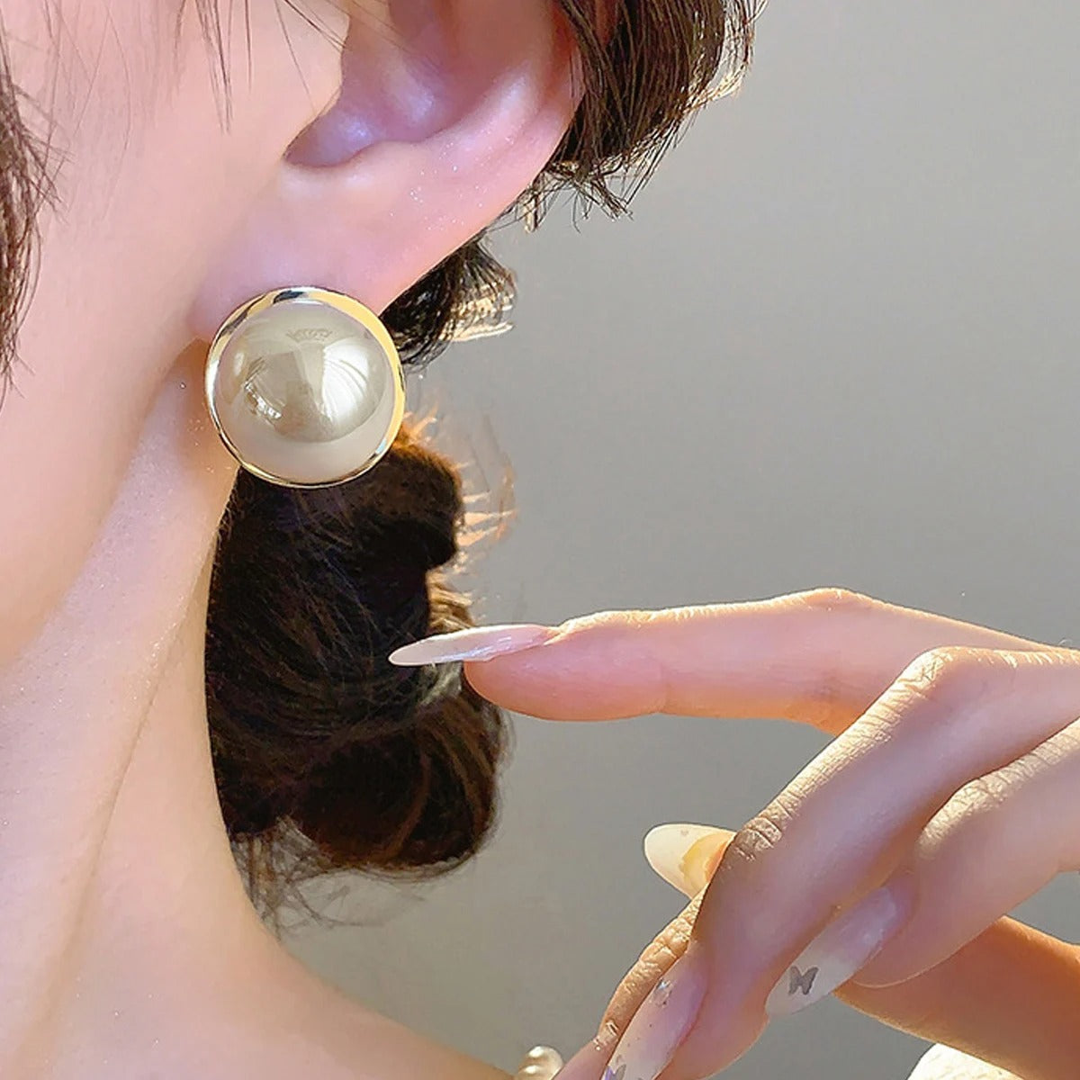 Elegant Gold Pearl Stud Earrings for Women