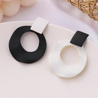 Black & White Asymmetric Circle Drop Earrings Hollow Geometry Jewelry