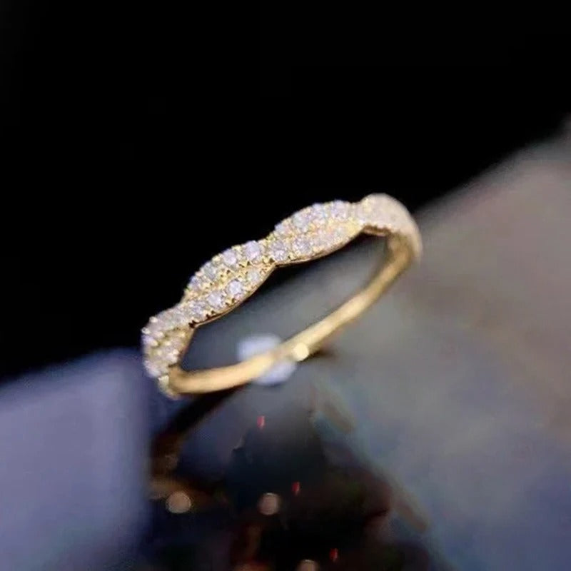 Twist Band CZ Ring for Women Bling Cubic Zirconia Wedding Band