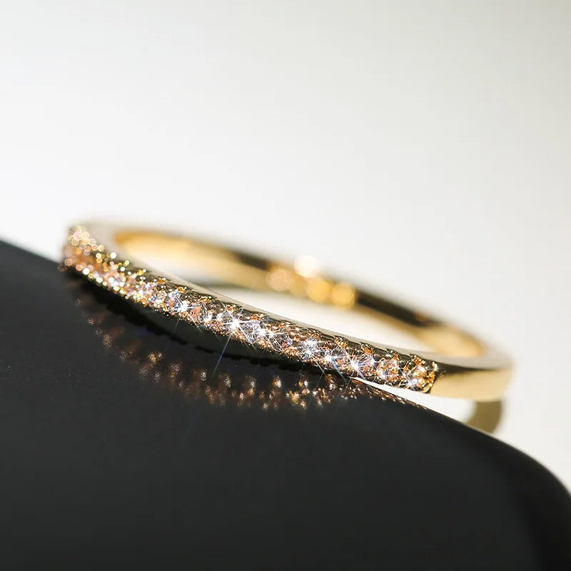 Huitan Women’s Minimalist Wedding Ring Thin Cubic Zircon