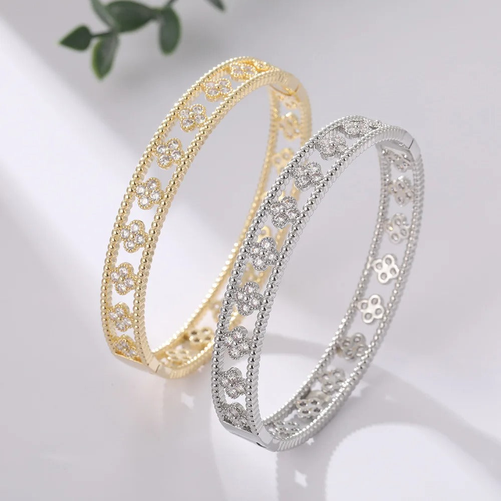 High-Quality Gold Plated Four-Leaf Clover Bangle Bracelet Women