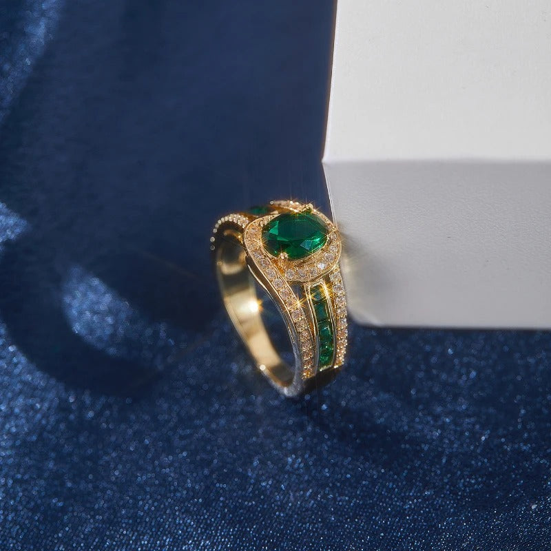 Trendy Women Rings with Brilliant Green Cubic Zirconia Luxury Engagement Ring Fashion Wedding Birthday Party Jewelry Accessories