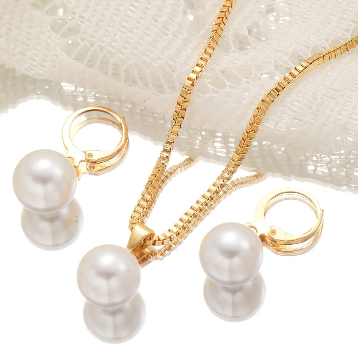 Elegant Necklace and Pendant Set with Imitation Pearl Earrings Vintage Jewelry Perfect Gift for Valentine's Day, Mother's Day