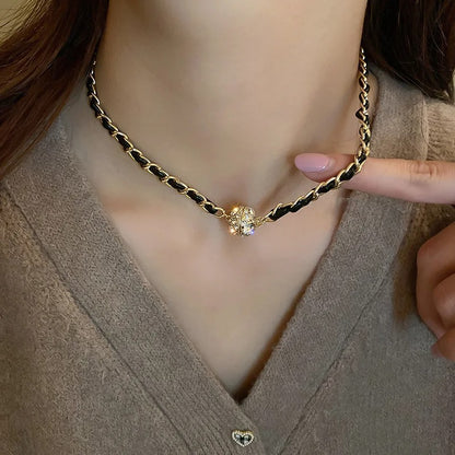 Leather Winding Chain Necklace Vintage Rhinestone Magnetic Design