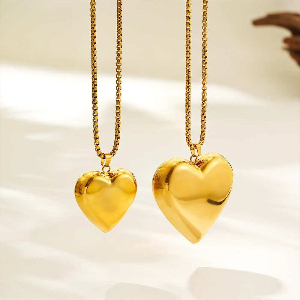 Exaggerated Punk Oversize Heart Pendant Necklace for Women Glossy Gold Plated Chunky Love Necklaces Stainless Steel Jewelry