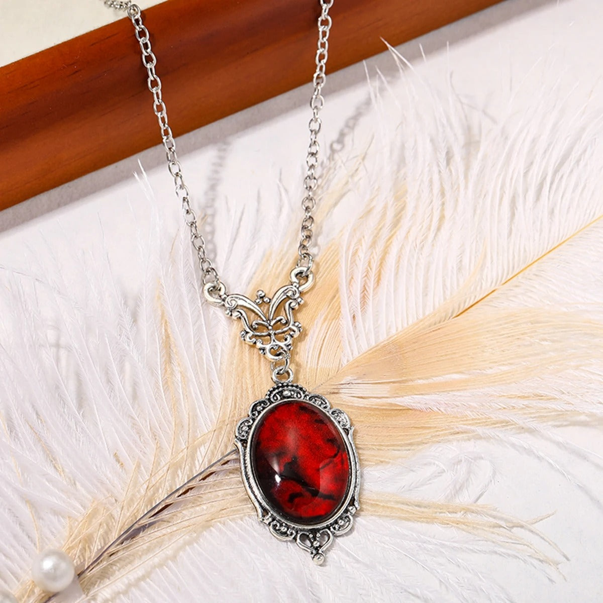 Blood Red Quartz Charm Necklace Oval Pendant Necklace For Women Jewelry Vintage Chokers