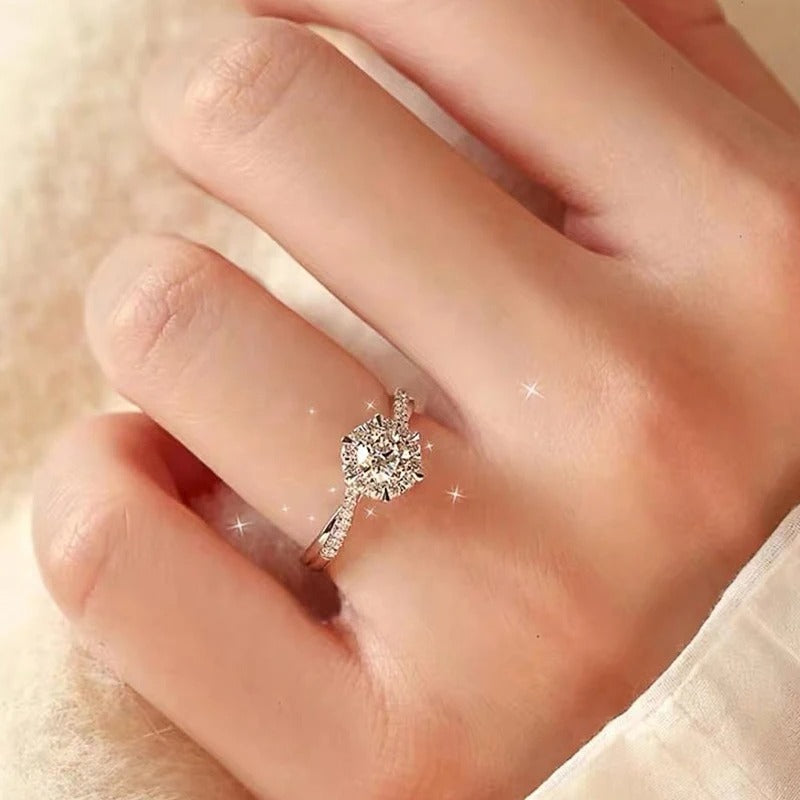 Eternity Wedding Trend Women Rings with Brilliant Cubic Zirconia Temperament Elegant Lady Rings Engagement Band Jewelry