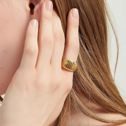 Stainless Steel Wide Edge Ring – Vertical Texture Punk Fashion Jewelry for Women, Factory Direct