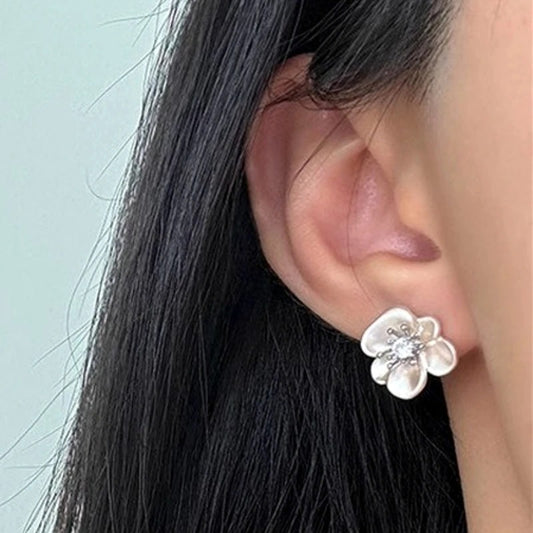 S925 Sterling Silver Vintage Flower Zircon Stud Earrings for Women Retro Sanding Elegant Fine Jewelry Accessories