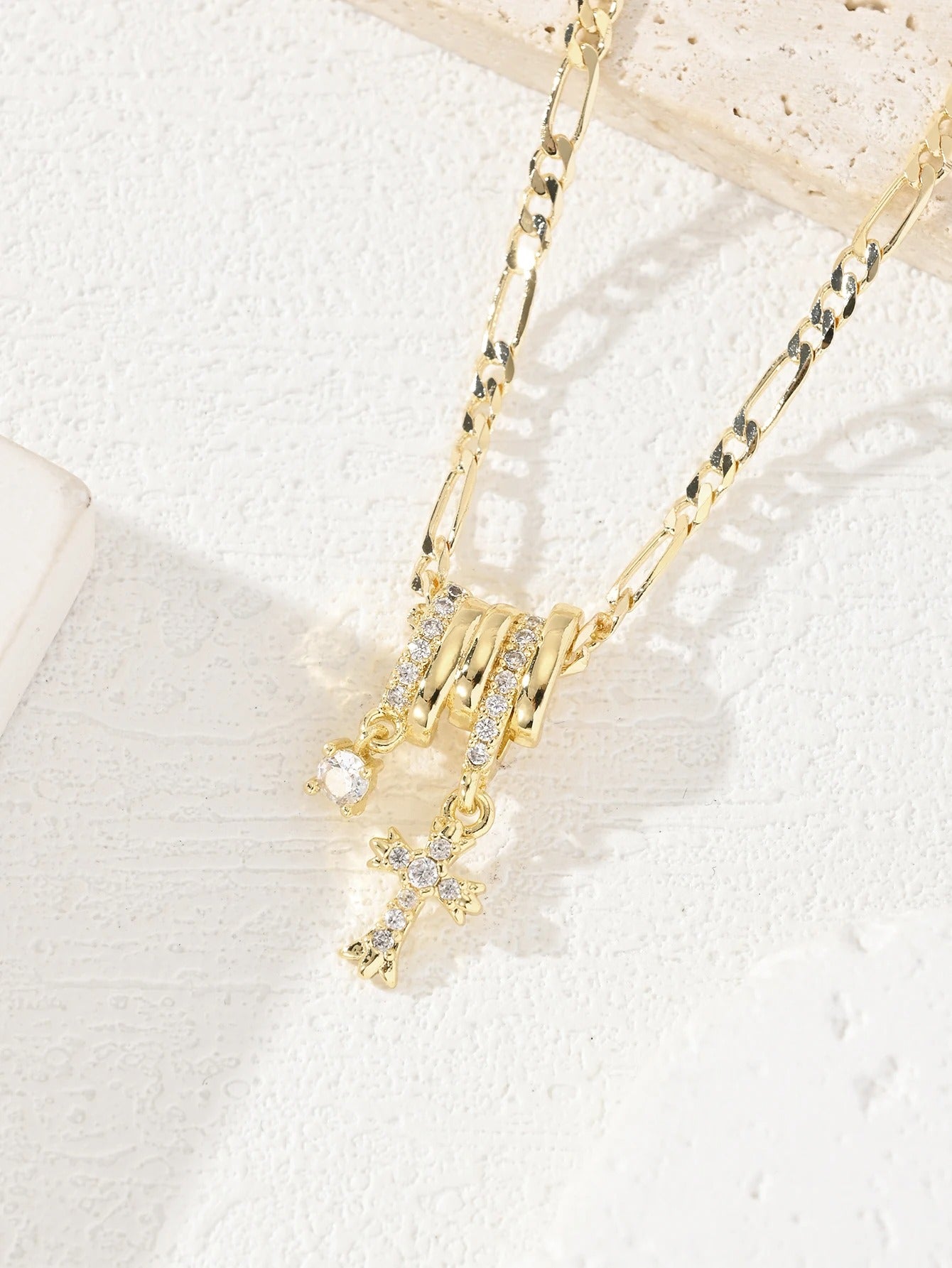 Light Luxury Five Rings Zircon Cross Star Pendant Necklace, Women's Personality Simple and Elegant Special Jewelry Gift