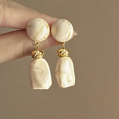 Geometric Water Drop Resin Dangle Earrings for Women  Retro Brown