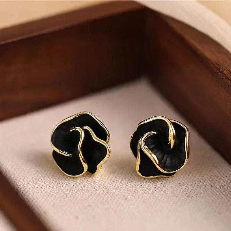 Black Enamel Flower Stud Earrings for Women Folded Unique Design Multi-layers Floral Female Small Earrings 2025New Brincos