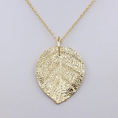 Charm Graceful Shiny Golden Leaf Exquisite Pendant Necklace Long Sweater Chain