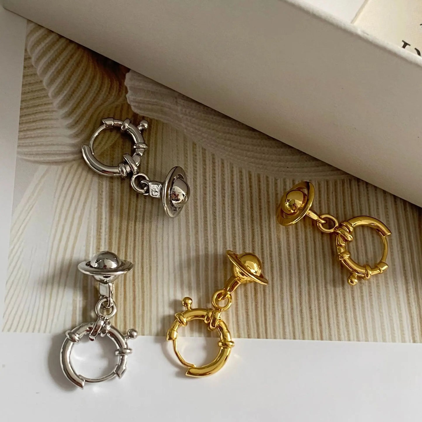 Three-Dimensional Fashion Earrings Women Simple Jewelry Accessory