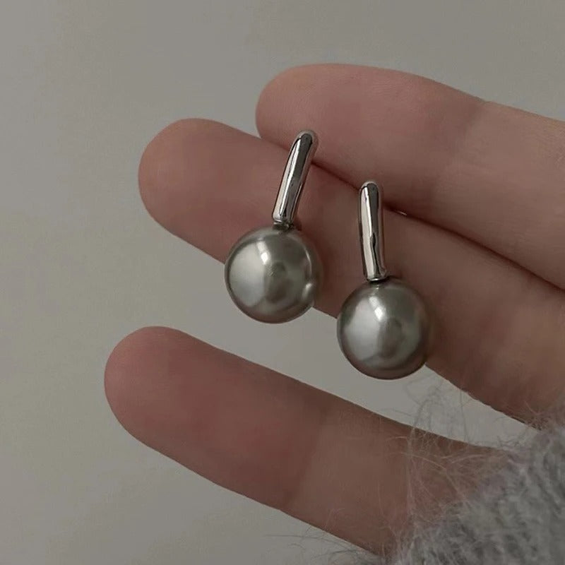 Women's Light Luxury Grey Pearl Earrings Fashion Party Daily Jewelry