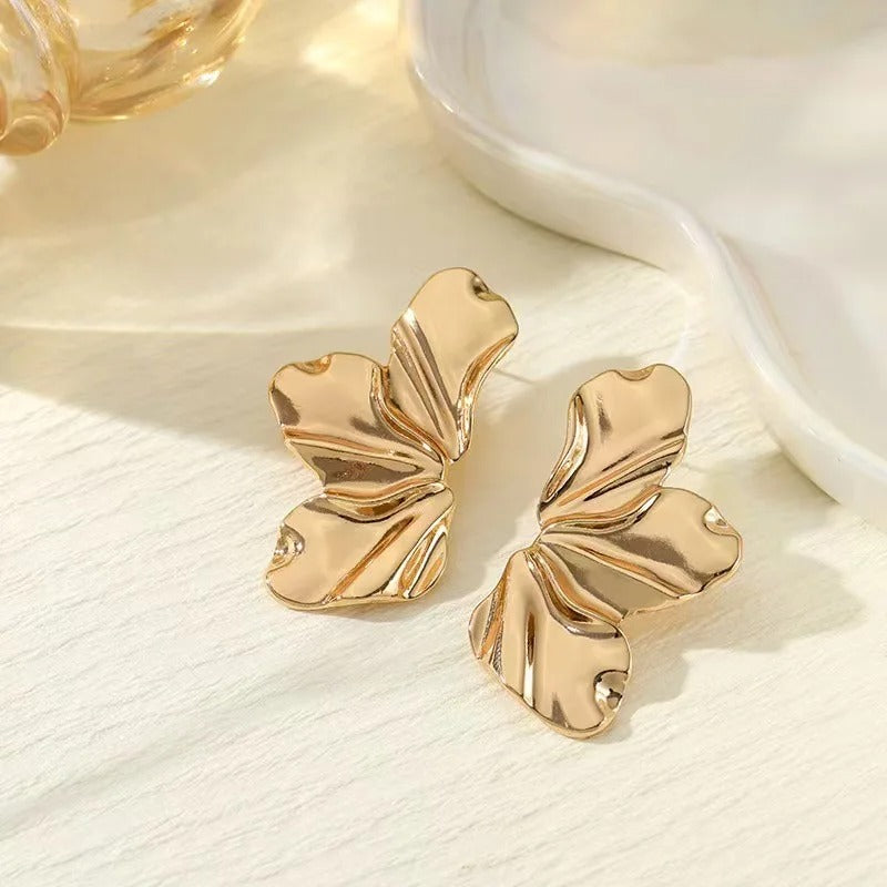 Retro Gold Leaf Drop Earrings Women Flower Dangle Jewelry