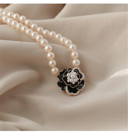 Charm Pearl Beaded White Camellia Flower Pendant Necklace for Women New Korea Fashion Collarbone Chain Jewelry Accessories Gift