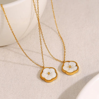 WILD & FREE White Shell Flower Stainless Steel Pendant Necklace for Women Exquisite Chic 18K Gold Plated Trendy Jewelry