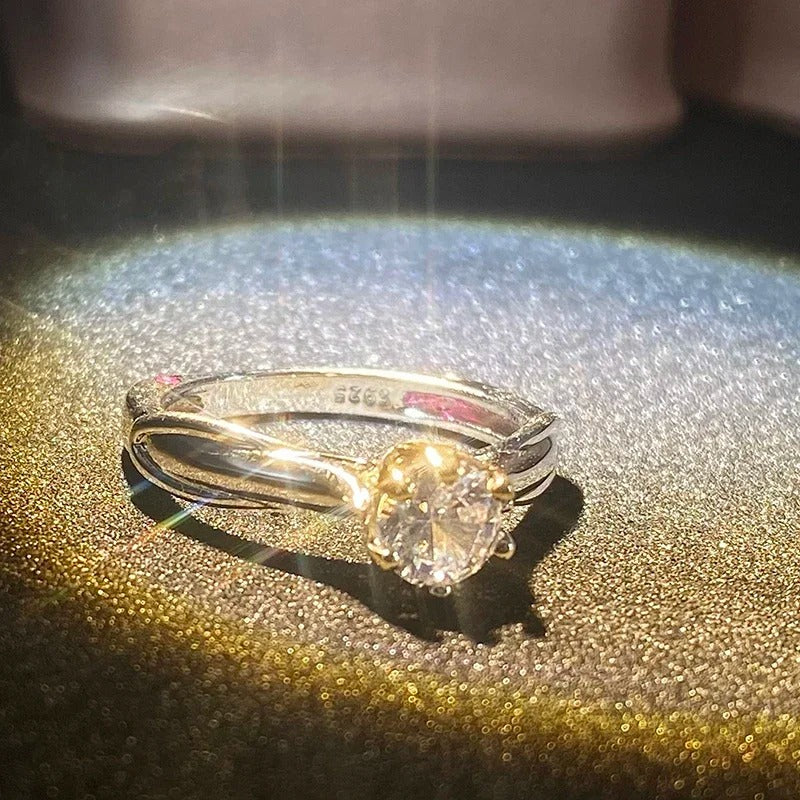 Women’s 18K Gold Ring Moissanite Gemstone Couples Wedding Jewelry