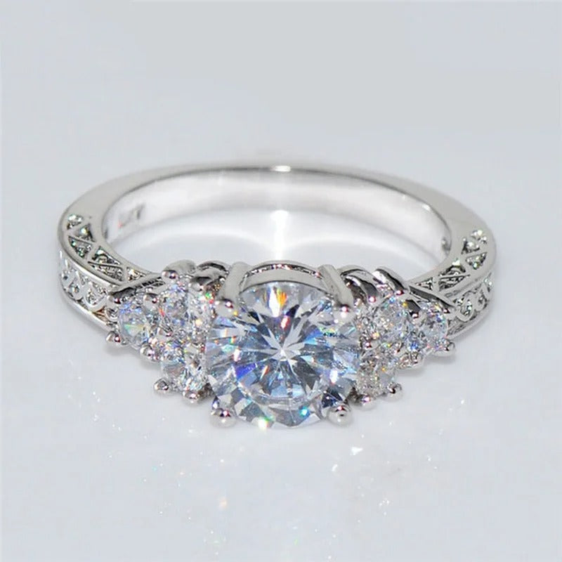 Exquisite Silver Fashion Ring Wedding & Engagement Jewelry