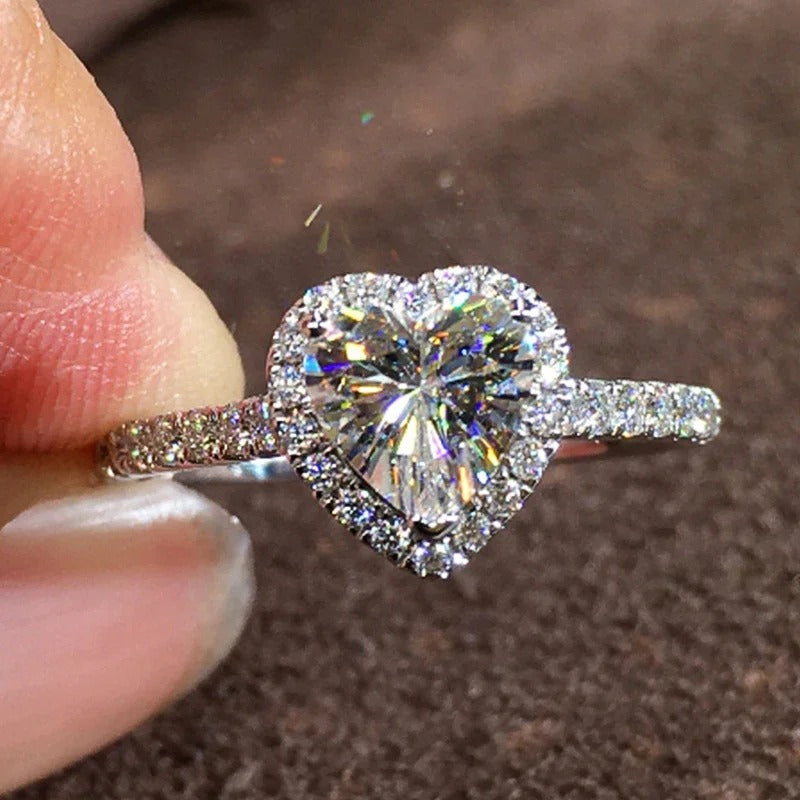 Shiny Heart Ring for Women Exquisite CZ Finger Accessory