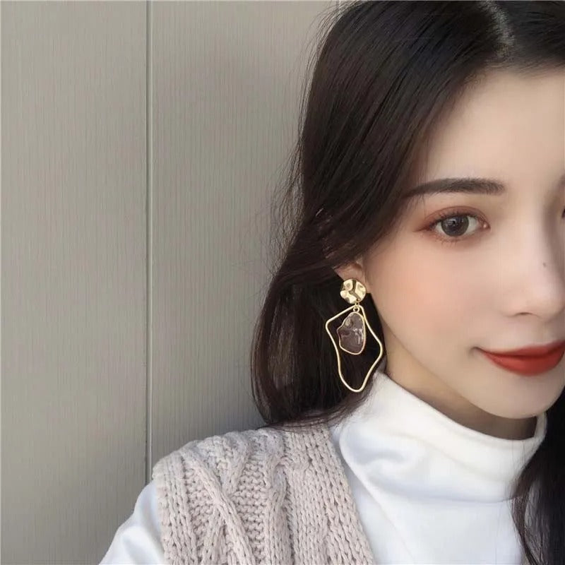 Irregular Oil Drop Earrings Korean Temperament Geometric Vintage Earrings for Women Asymmetric Coffee Gold Color Bijoux Oorbelle
