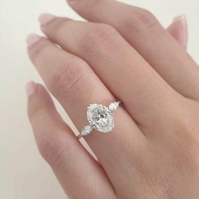Elegant Oval Cubic Zirconia Crystal Rings for Women Stylish Female Accessories Party Finger Ring Luxury Jewelry