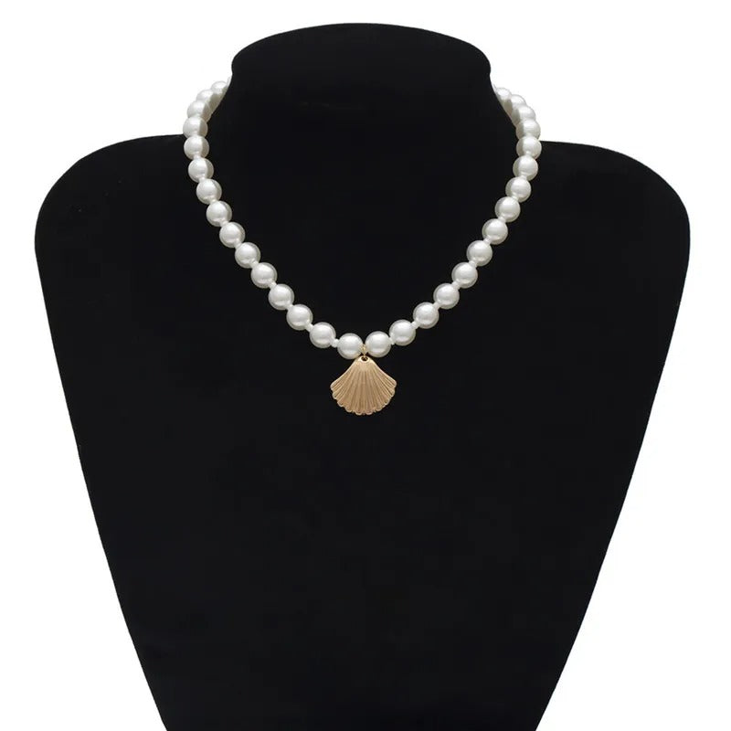Bohemian Shell Necklace Women Cowrie Charm Beach Boho Jewelry