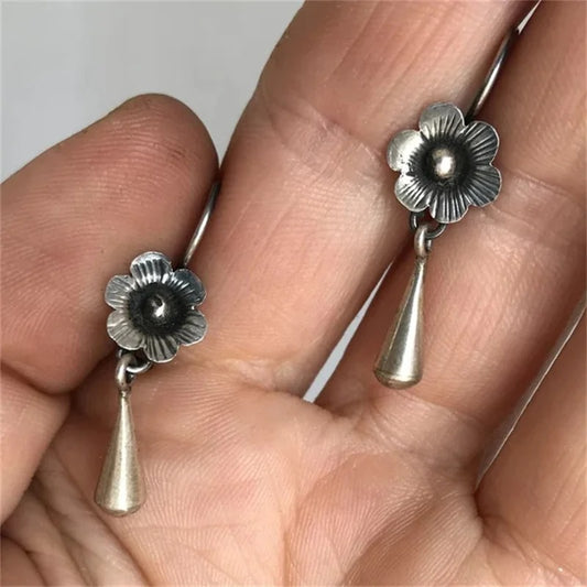 Vintage Silver Waterdrop Flower Black Stone Long Earrings for Women
