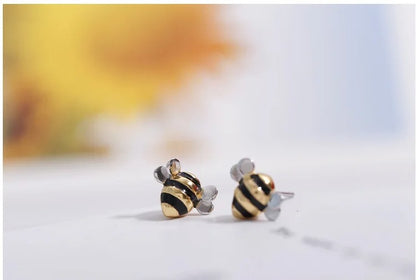 Women’s Gold Bee Stud Earrings 925 Silver Jewelry Gift Fashion