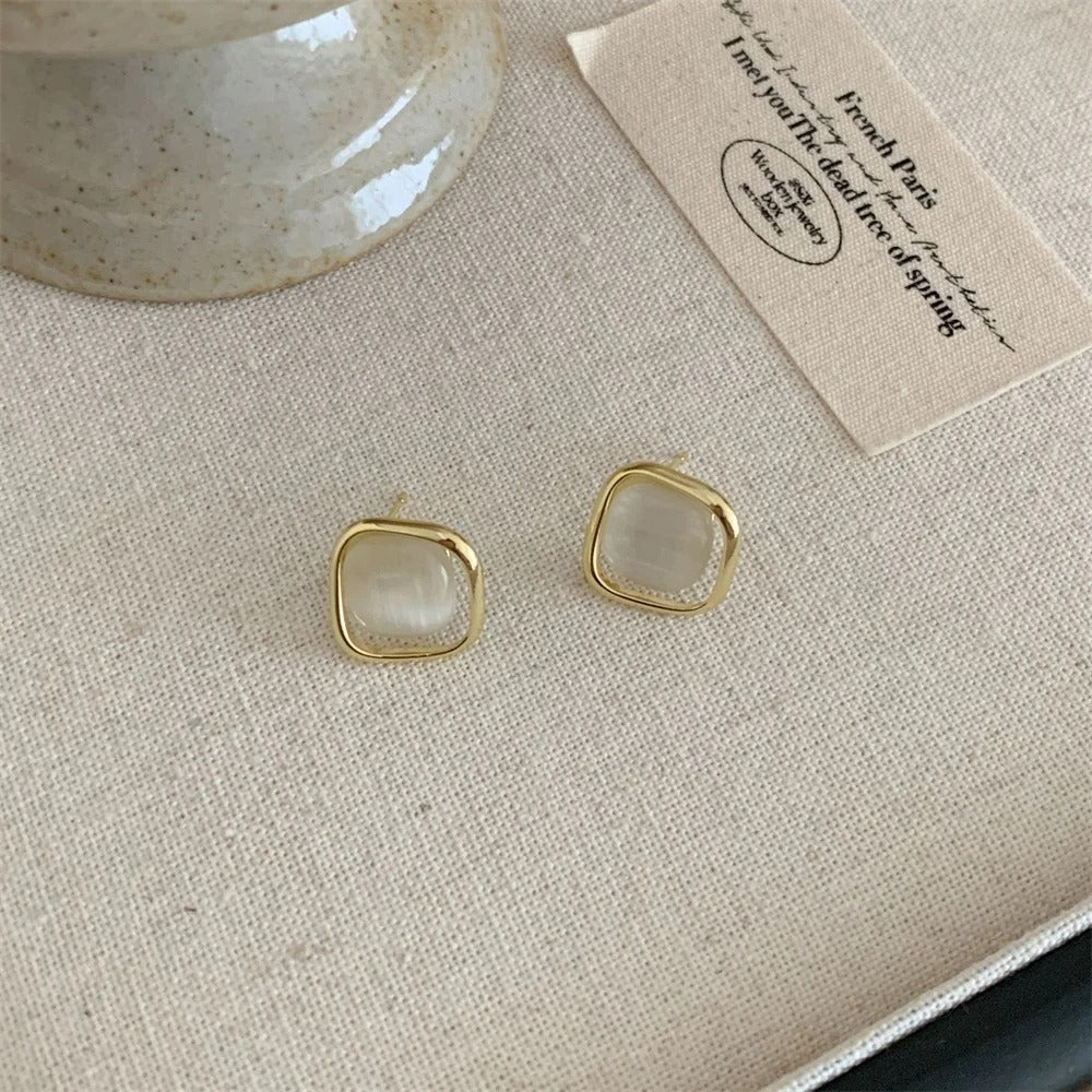 Simple Gold Cat Eye Stone Earrings Trendy Geometric Jewelry for Women