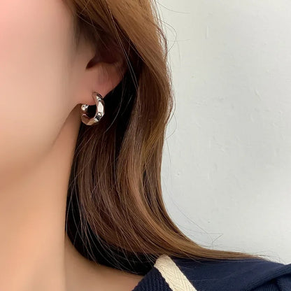 Trendy Retro Geometric Hoop Earrings Irregular Circle for Women