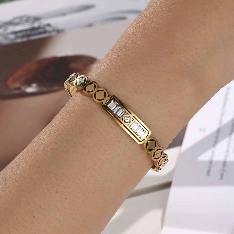 Women’s Geometric Stainless Steel Bangle Open Waterproof Jewelry