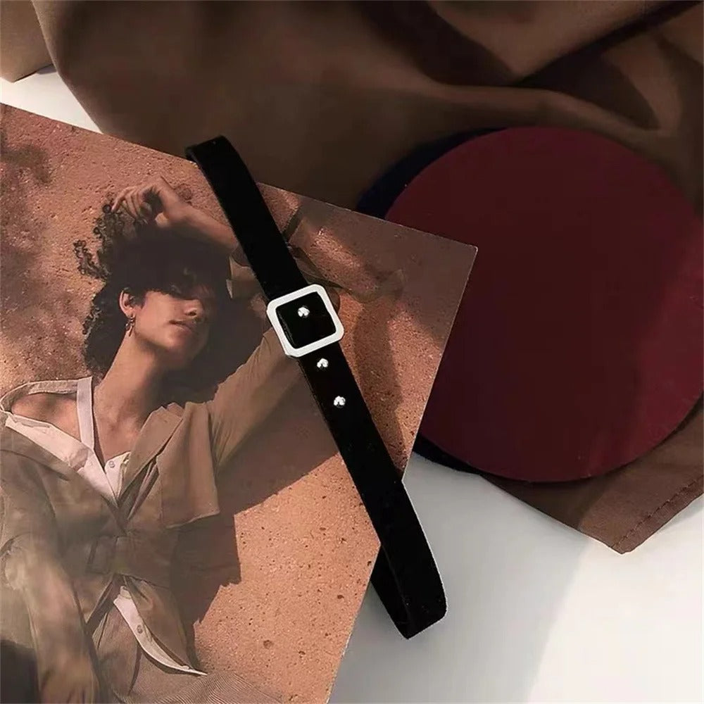 Black Leather Gothic Choker Necklace for Women Vintage Style