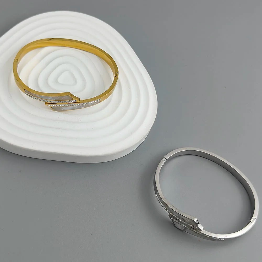 Cross Zircon White Shell Gold Plated Bracelet Stainless Steel