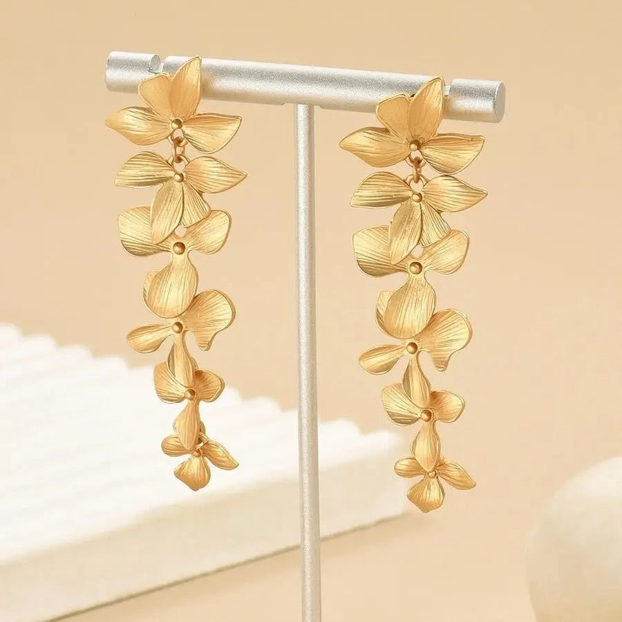 Vintage Gold Leaf Flower Long Threader Earrings Elegant Drop Jewelry Gift for Women