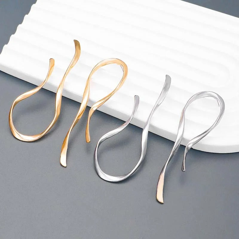 Women’s Gold Irregular Line Dangle Earrings Asymmetric Twisted Jewelry