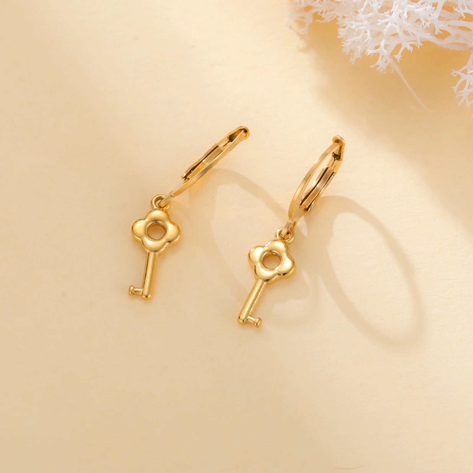 Flower Key Dangle Earrings For Women Girls Stainless Steel Hoop Earrings Delicate Gentle Sweet Style Jewelry Trinket Gift