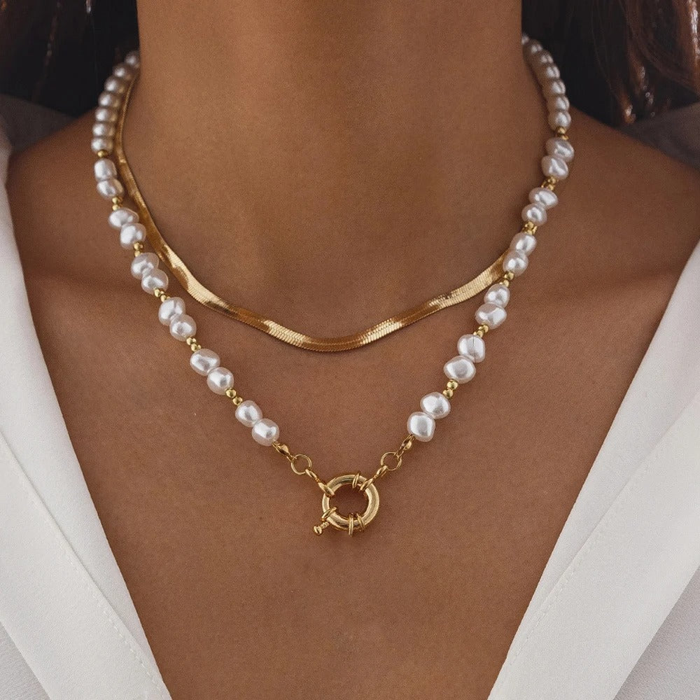 Elegant Irregular Pearl Multi-layer Necklace Heart Pendant Choker Necklace For Girls Jewelry Trend Vacation Wedding Gifts