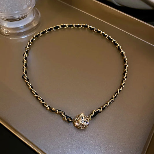 Leather Winding Chain Necklace Vintage Rhinestone Magnetic Design