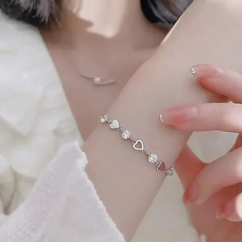 Silver Heart Zircon Bracelet for Women Korean Fashion Sweet Cool Hollow Heart Bracelets Party Jewelry Gifts